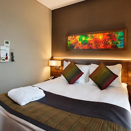 - Kadikoy By Ihg Hotel 4*