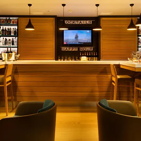 - Kadikoy By Ihg Hotel