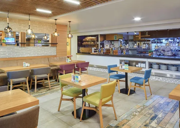 - Kadikoy By Ihg מלון 4*