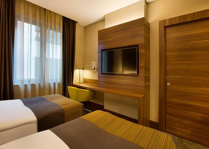 מלון - Kadikoy By Ihg 4*