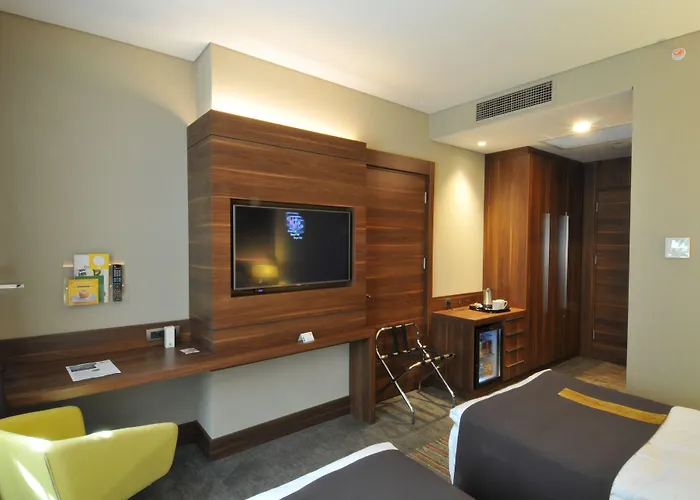 - Kadikoy By Ihg מלון