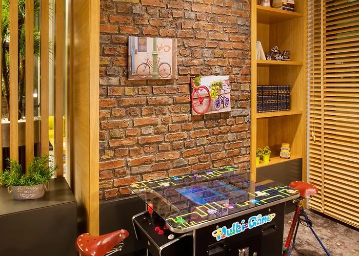 - Kadikoy By Ihg מלון