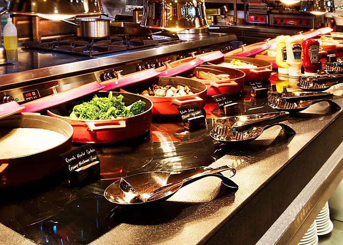 - Kadikoy By Ihg מלון 4*