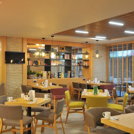 - Kadikoy By Ihg Ξενοδοχείο